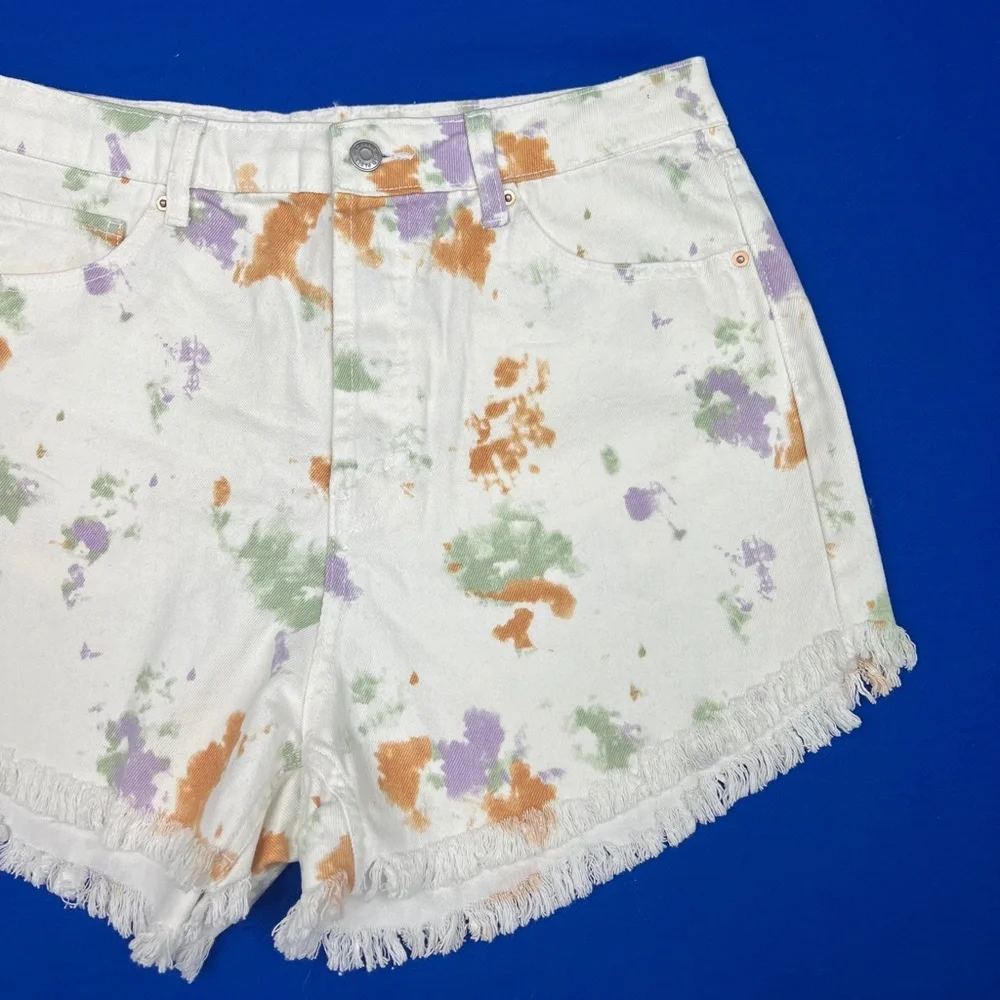 🏷️|•WILD FABLE•| Cute Color Splash Highest Rise Cut Off Jean Short - Picture 2 of 9
